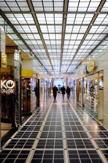 Kö-Karree, a passageway to the Kö-Galerie shopping centre on Königsallee, Düsseldorf, Rhineland,