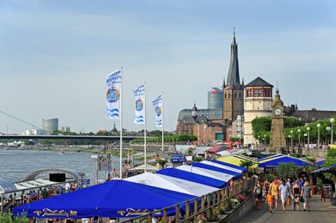 Rheinufer Promenade, Rheinuferpromenade, Old Town, Düsseldorf, Rhineland, North Rhine-Westphalia,