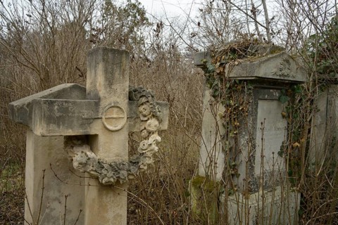 Sankt Marx Cemetery, old graves, Vienna