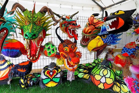 Kite festival, international kite festival, exhibition tent with Asian-style kite heads, Dieppe,