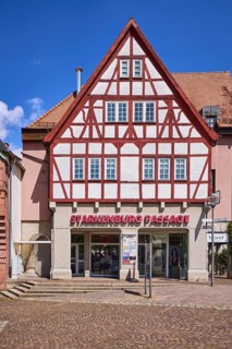 Starkenburg Passage, shopping centre, entrance with stairs, cobblestones, pedestrian zone,