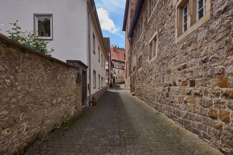 Museum for town history and folklore, old town, alley, sandstone building, half-timbered houses,