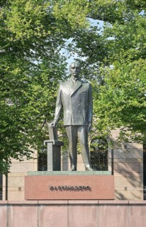 Sculpture Kaarlo Juho Stahlberg, National Parliament, Eduskuntatalo Parliament Building,