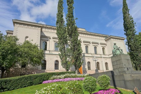 Central Bank Suomen Pankki, Johan Vilhelm Snellman Statue, Snellmaninaukio, Old Town, Helsinki,