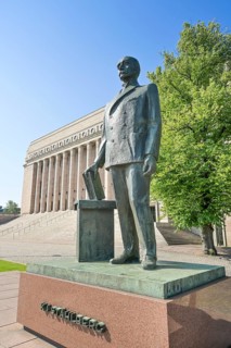 Sculpture Kaarlo Juho Stahlberg, National Parliament, Eduskuntatalo Parliament Building,