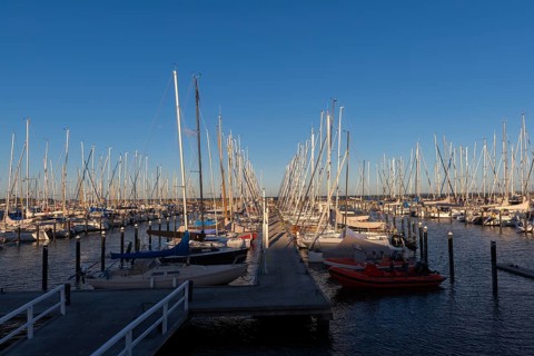 Olympic harbour Schilksee, Olympic Games 1972, sailing yachts at the jetty, ship masts in a row,