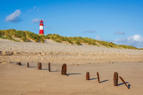 The Lister lighthouse at Ellenbogen, morning light, morning mood, dune, North Sea island, Sylt