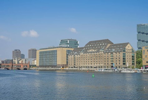 Egg house, Spreespeicher, Hotel nhow, Amazon Tower, Spree, Friedrichshain,