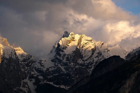 Atmospheric detailed view of the Sorapis mountain group in the evening light, Punta Sorapiss,
