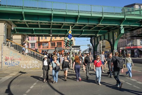 Pedestrians, pedestrian crossing, Eberswalder Straße, Prenzlauer Berg, Pankow, Berlin, Germany !!!