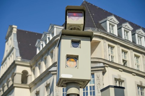 Speed camera, speed camera box, Reichpietschufer, Tiergarten, Mitte, Berlin, Germany