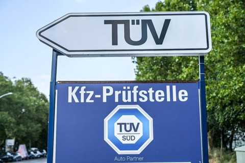 TÜV KFZ test centre, Storkower Straße, Prenzlauer Berg, Pankow, Berlin, Germany