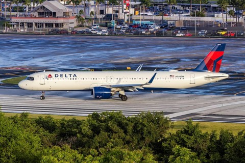 A Delta Air Lines Airbus A321neo aircraft with the registration number N546DN at San Juan Airport,