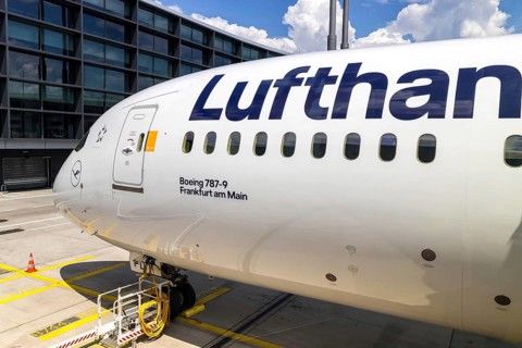 A Lufthansa Boeing 787-9 Dreamliner aircraft with the registration D-ABPD at Munich Airport,