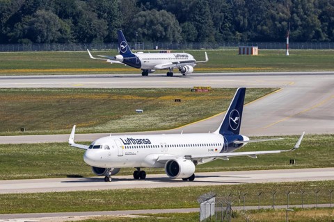 A Lufthansa Airbus A320neo aircraft with the registration D-AINL at Munich Airport, Germany