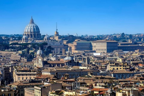 View over the historic centre of Rome with Vatican City in the background and St. Peter's Basilica