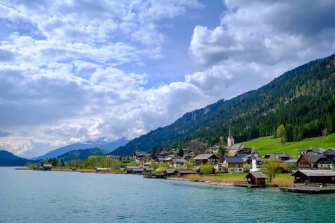 Weißensee, dark clouds, near Techendorf, Carinthia, Austria