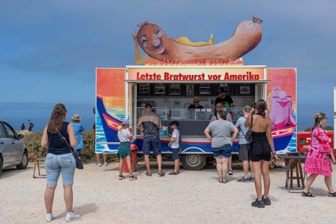 Snack bar, last sausage in front of America, at the Cabo de São Vicente lighthouse, at the Cape
