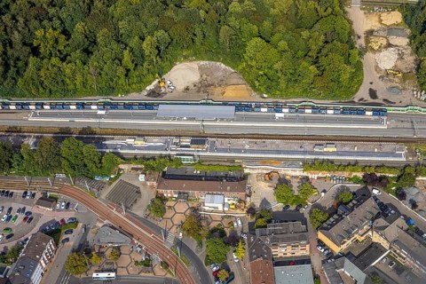 Aerial view, railway station Hbf with new platform and station forecourt, construction site