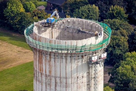 Aerial view, construction site with dismantling work on a tower of the Voerde power plant, Möllen,