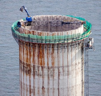 Aerial view, construction site with dismantling work on a tower of the Voerde power plant, Möllen,