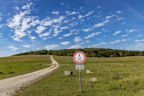 Danger to life from unexploded ordnance in the Swabian Alb biosphere reserve. Landscape of the Alb
