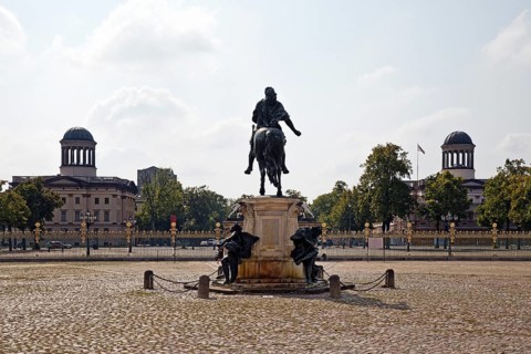 Equestrian statue of the Great Elector in the cour d'honneur of Charlottenburg Palace and the domes