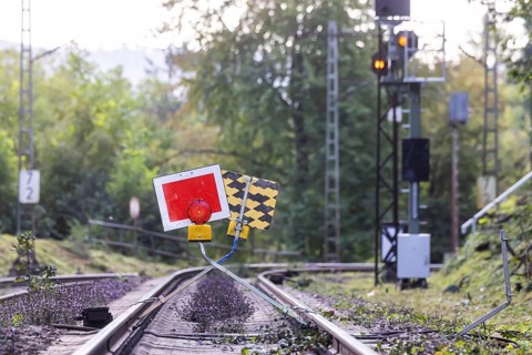 Track closed. The signal is called Sh2 (protective stop) . The stop sign is placed in front of