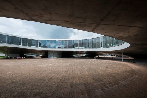 Rolex Learning Centre, SANAA architects, École polytechnique fédérale de Lausanne, EPFL, Lausanne,