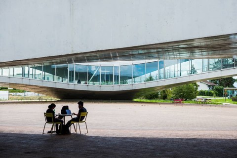 Rolex Learning Centre, SANAA architects, École polytechnique fédérale de Lausanne, EPFL, Lausanne,