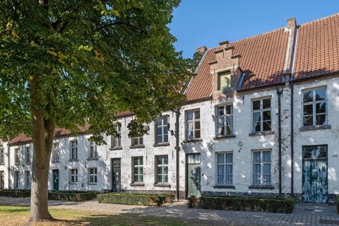 17th century beguines' houses in the Sint-Alexiusbegijnhof, Saint Alexius beguinage in the city