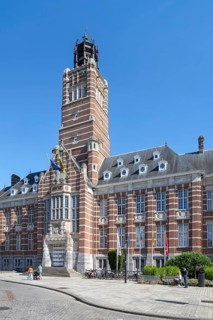 Courthouse, court house, expressionist brick architecture in the city centre of Dendermonde,