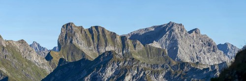 Mountain panorama from Koblat Höhenweg to Schneck, 2268m, behind Großer Wilder, 2379m, Allgäu Alps,