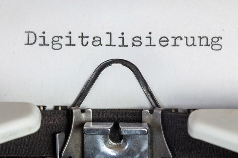 The word DIGITALISATION, written on a typewriter (symbolic image)