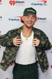 Bailey Zimmerman at the 2025 iHeartRadio Music Festival held at T-Mobile Arena in Las Vegas, USA on