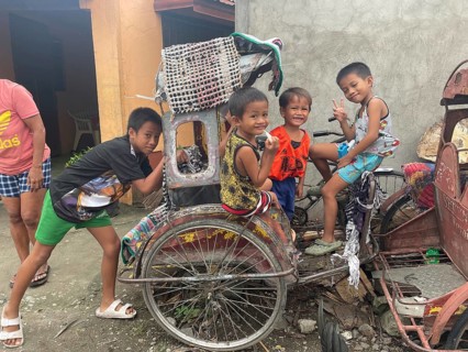 Children posing, San Carlos, Negros Occidental, Philippines