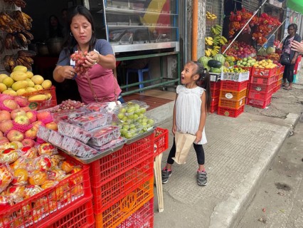 Vendor, Market, Market stall, Fruit, San Carlos, Negros Occidental, Philippines