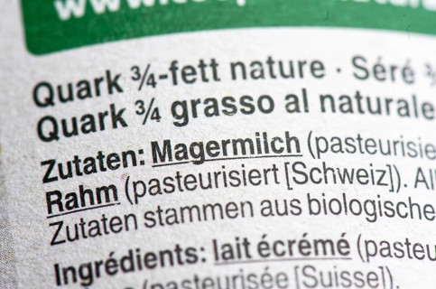List of ingredients on a packet of quark. Focus on the ingredient skimmed milk and cream