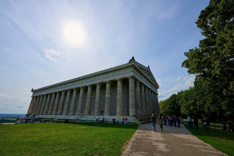 Photo of a historic columned building in sunny weather, surrounded by trees, Walhalla, Donaustauf,