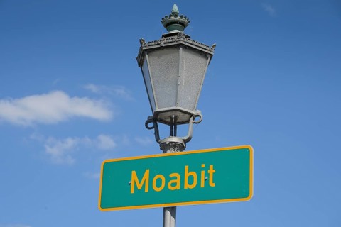 Sign, Moabit district, Mitte, Berlin, Germany