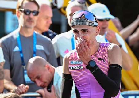 Hendrik Pfeiffer best German runner with a time of 2:09:14 hours at the Berlin Marathon 2025