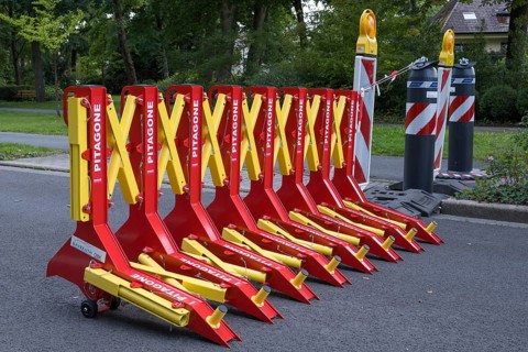 Pitagone, vehicle barriers on the road, Festival Hill, on the Green Hill, Bayreuth, Upper