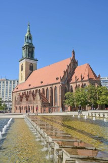 St Mary's Church, Karl-Liebknecht-Straße, Rathausstraße, water cascades at Alexanderplatz, Mitte,