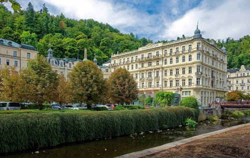 Karlovy Vary Municipal Theatre in the New Rococo style, old town, spa, healing spring, health,
