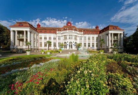 Smetana Park, named after the composer Bedrich Smetana, Elisabethbad, Karlovy Vary, Bohemia, Czech
