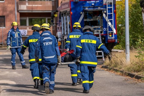 Rescue of people from a car that has crashed into a house, large-scale exercise FÜLEX25, of the