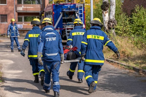 Rescue of people from a car that has crashed into a house, large-scale exercise FÜLEX25, of the
