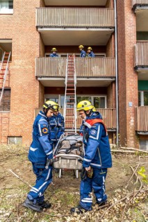 Rescue and recovery of people after a drone attack on residential buildings in a civil defence