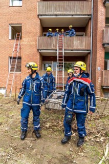 Rescue and recovery of people after a drone attack on residential buildings in a civil defence
