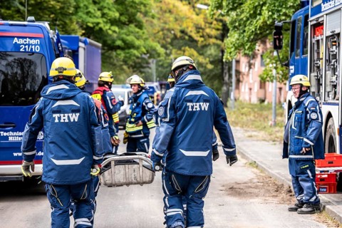 Rescue and recovery of people after a drone attack on residential buildings in a civil defence